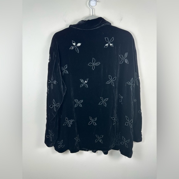 Vintage Vivienne Tam Velvet Cut Out black button up shirt Size Unknown/ Large - Picture 8 of 8